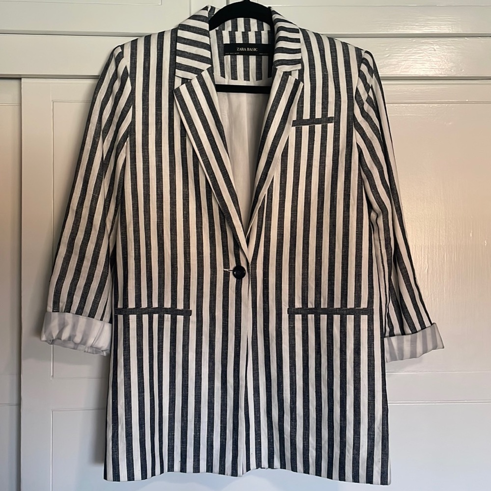 Zara basic small striped blazer
